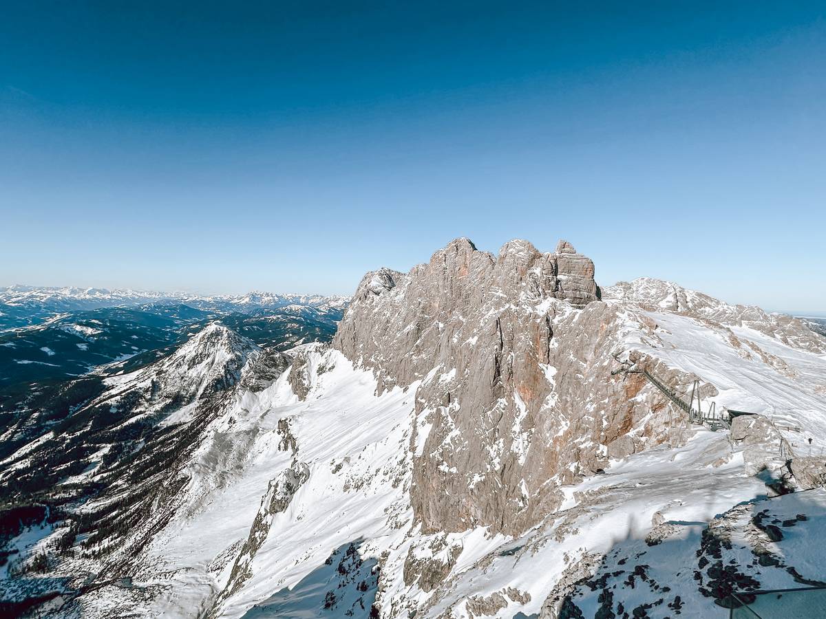 Dachstein je nejvyšší horou Štýrska.