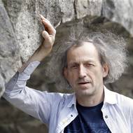 Náboženství je mu blízké. V minulosti vydal mimo jiné Biblické příběhy pro nevěřící děti (2018).