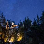 Hvězdné nebe nad hlavou a civilizace daleko. To je v poslední době snem čím dál většího počtu lidí, pokud jde o místo k rekreaci.