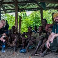 Do Afriky se manželé Grodzovi vracejí od roku 2008. V Beninu zažili iniciační obřad vúdú.