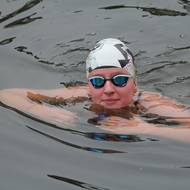 Mezi třebíčské otužilce patří i zimní a dálková plavkyně Andrea Klementová. 