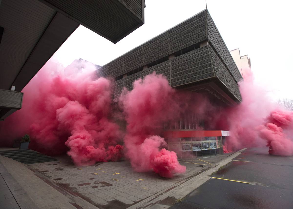 Fotografie z protestu proti bourání komplexu Transgas v Praze