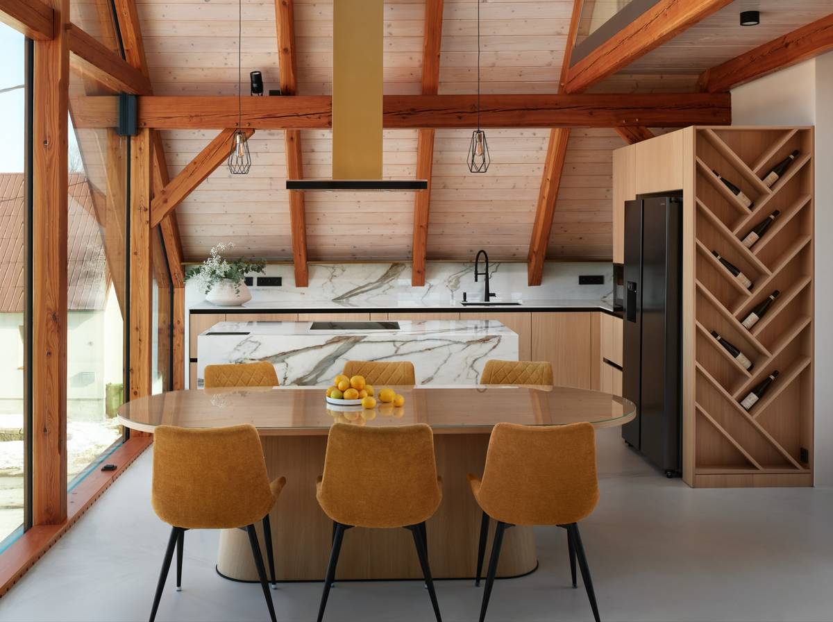 Většina nábytku je vyrobena z dýhy v dekoru přírodního dubu.