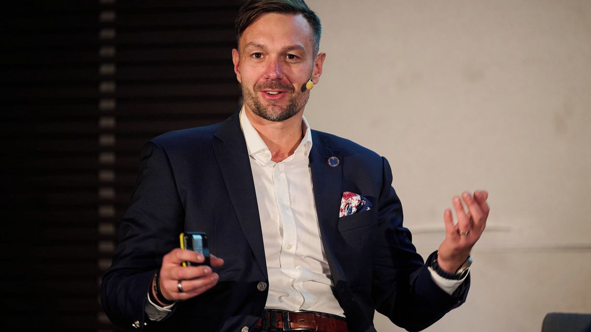 Senátor Sýkora odchází z ODS ke Kubovi