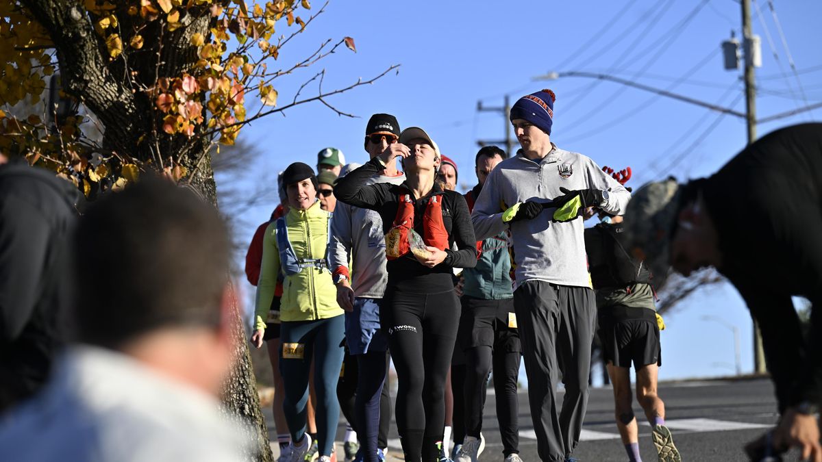 Zvracení a léky na žaludek povoleny. Ve Washingtonu se běžel ultramaraton mezi fastfoody