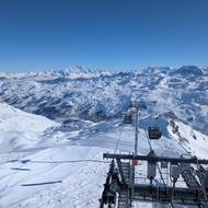 Oblast uspokojí lyžaře všech úrovní.