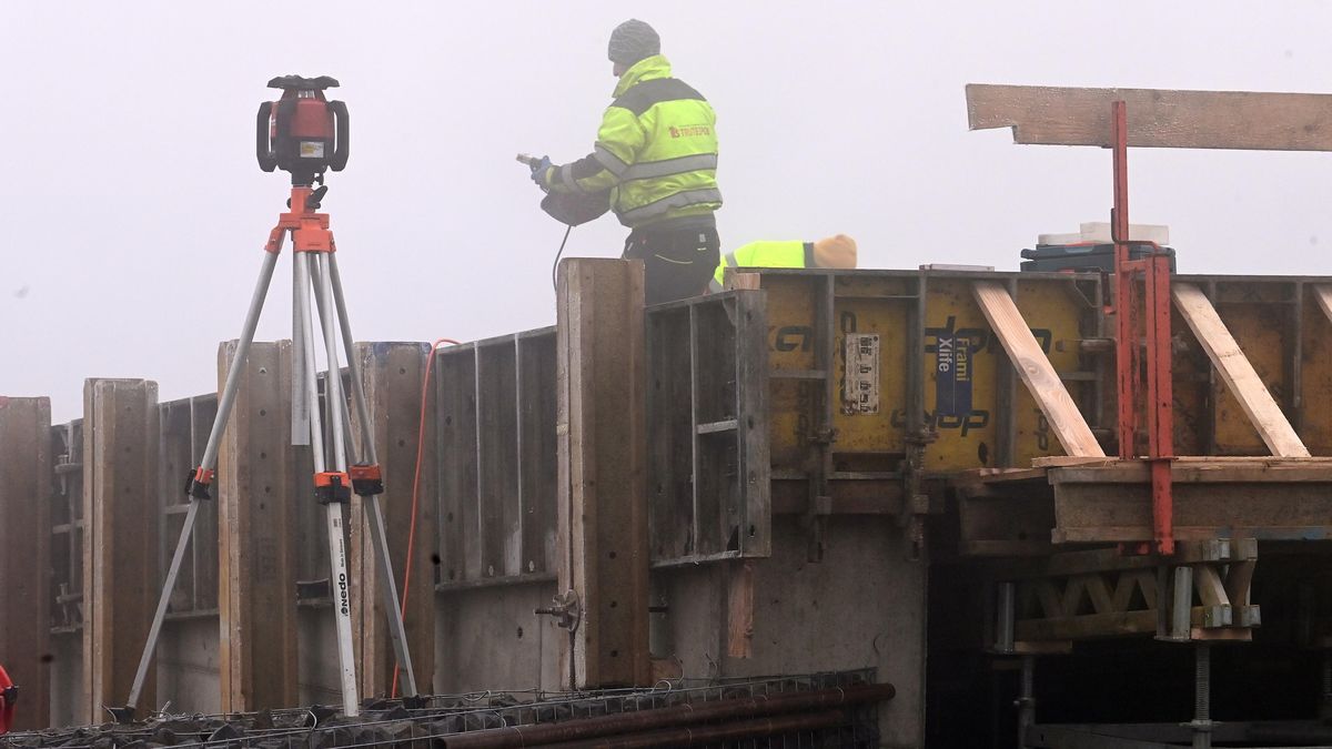 Obchvat Veselova a nový úsek dálnice D6 budou na Karlovarsku dokončeny souběžně