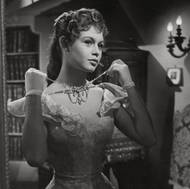 Jako dvacetiletá získala svou první hlavní roli ve filmu Tradita.