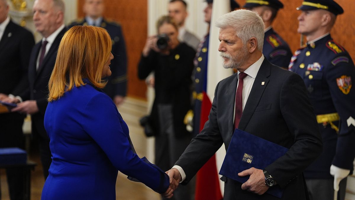 Schillerová chce přesvědčit prezidenta k podpisu rozpočtu