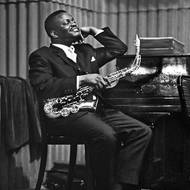 Saxofonista Leo Wright, hrával s Gillespiem. Jazzový festival v Lucerně, rok 1964