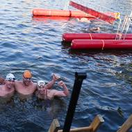 Vítězové závodu ve čtyřstupňové vodě. 