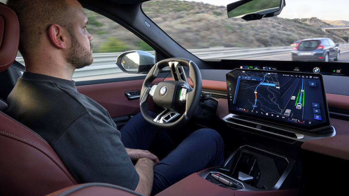 Systémy autonomního řízení pohlídají černé skříňky, pomohou určit odpovědnost