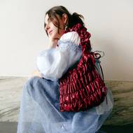 Taška s žabičkováním Puffy Bag Bordeaux, Anna Tran, 4300 Kč