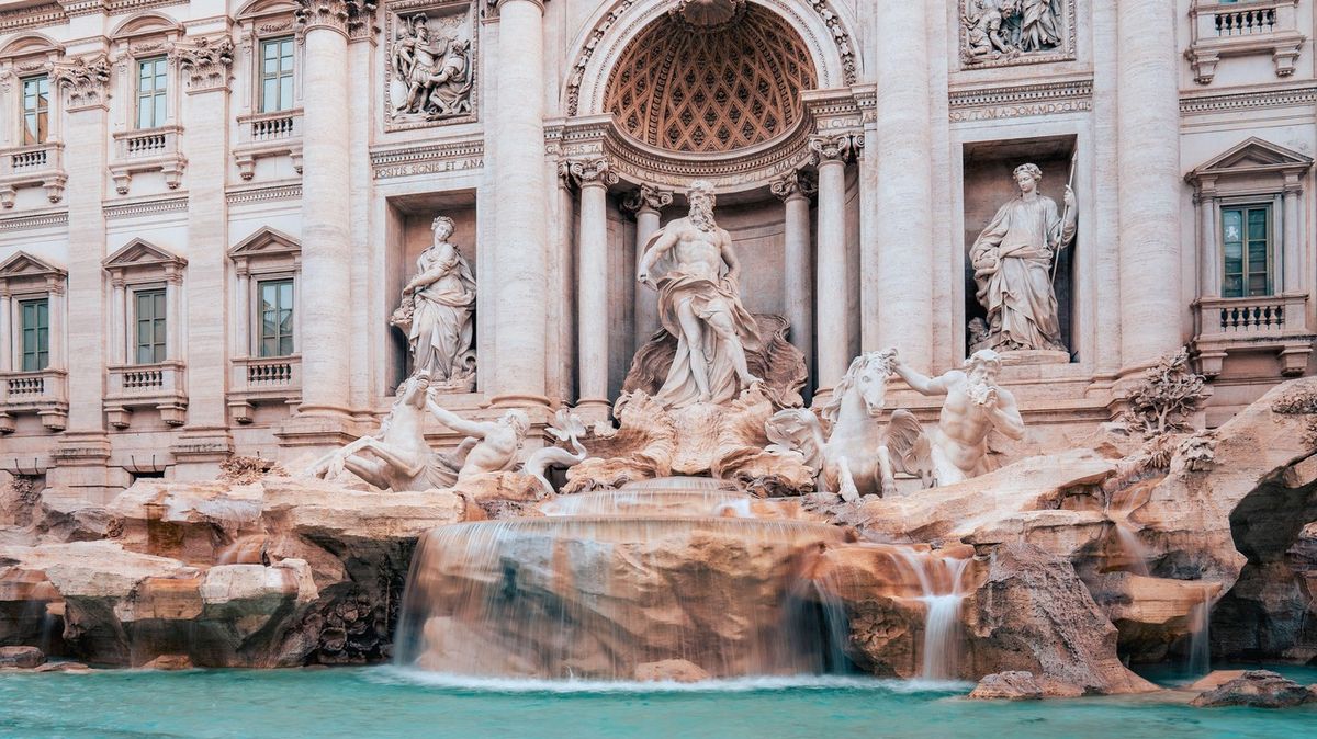 Řím zavádí vstupné k fontáně di Trevi. Každý turista zaplatí dvě eura.