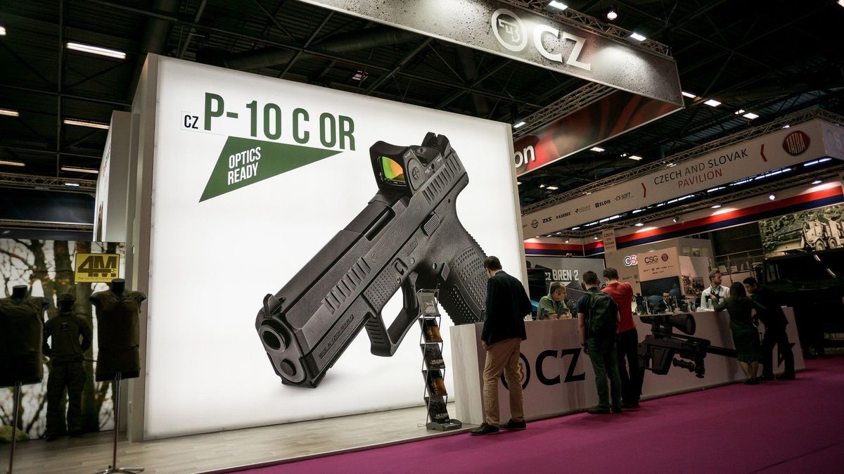 Němečtí vojáci budou používat české pistole