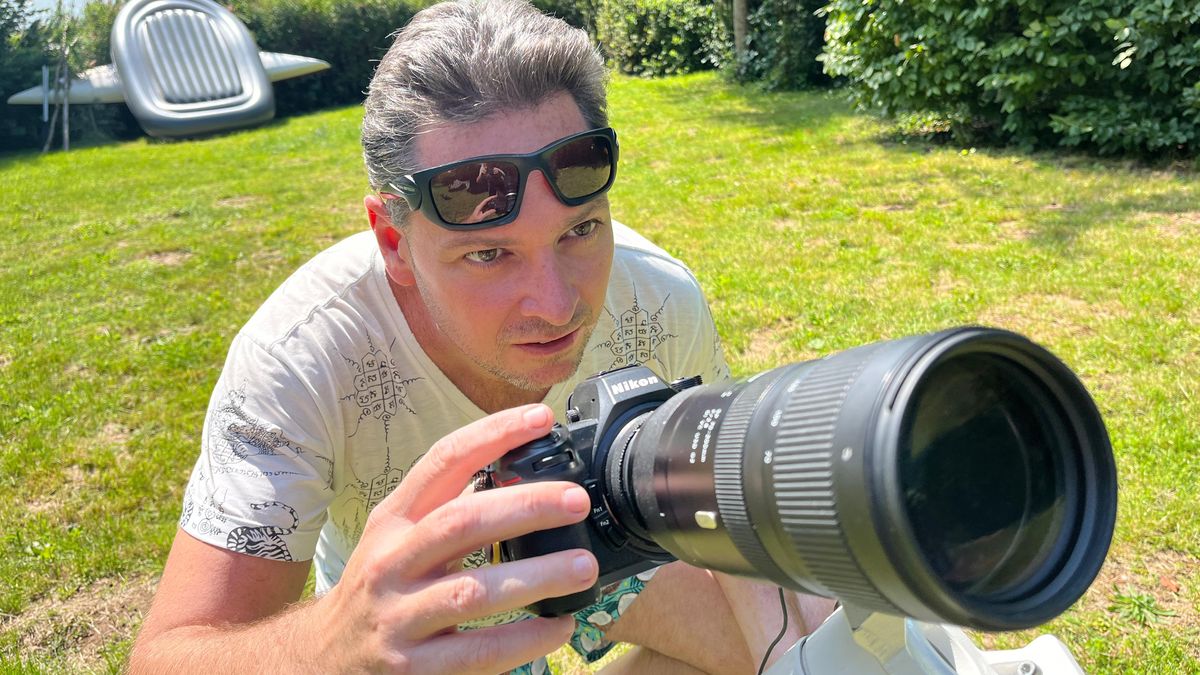 K astronomii ho přivedla babička, teď fotí komety a polární záře