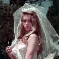 ... a Bůh stvořil ženu. Film, který udělal z Bardotové sexsymbol.