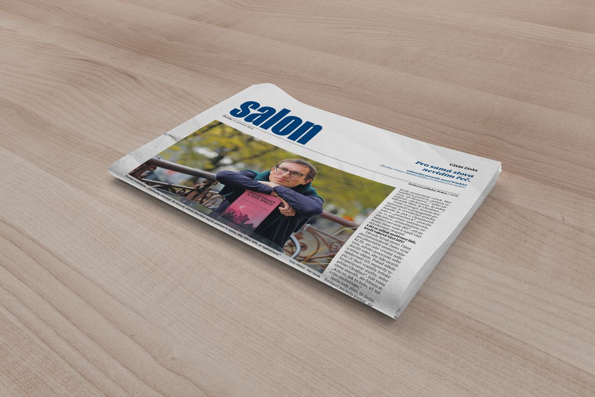 Vychází nový Salon: O dezinformacích s filozofem jazyka Tomášem Koblížkem, Tom Stoppard očima Jiřího Přibáně i nová kniha Michala Šandy