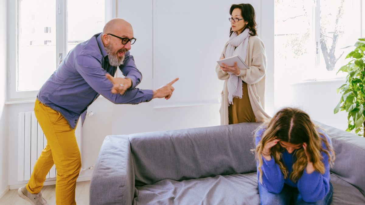 Nechcete ztratit kontakt s toxickými příbuznými? Udržujte si emocionální odstup