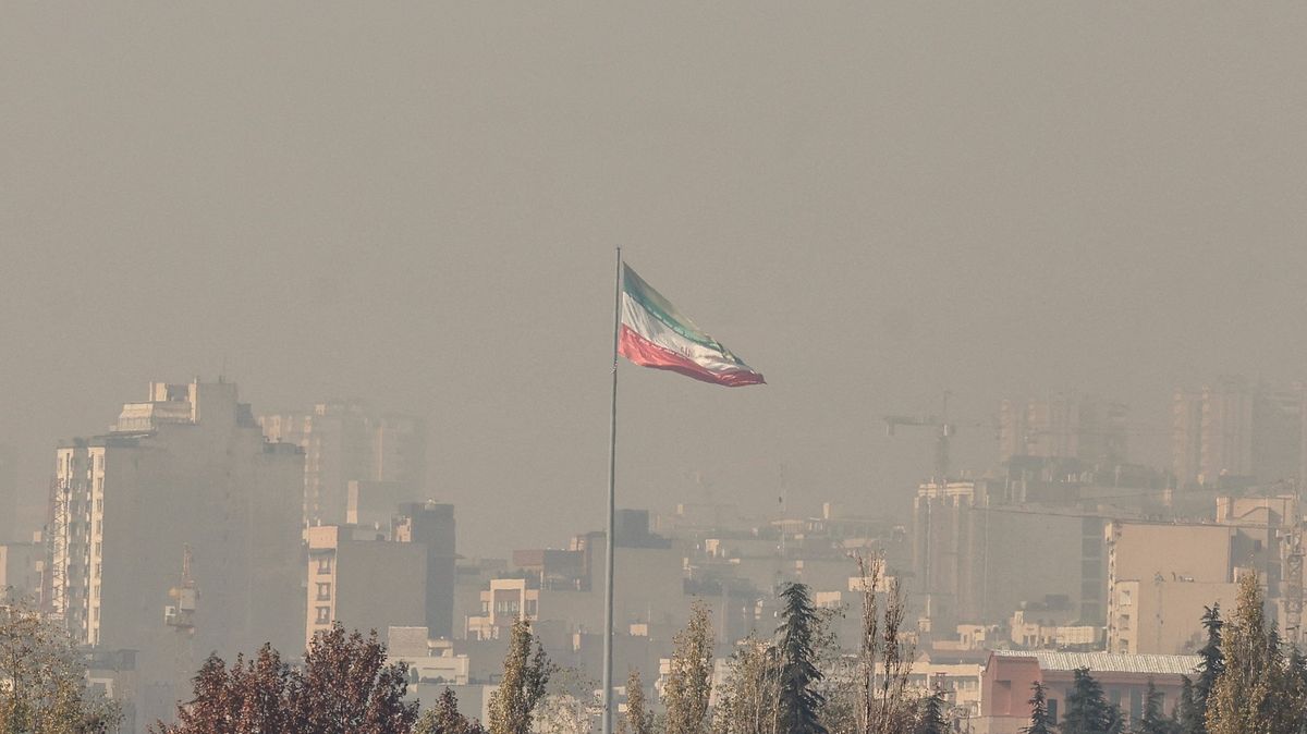 USA zabavily část nákladu lodi mířící z Číny do Íránu