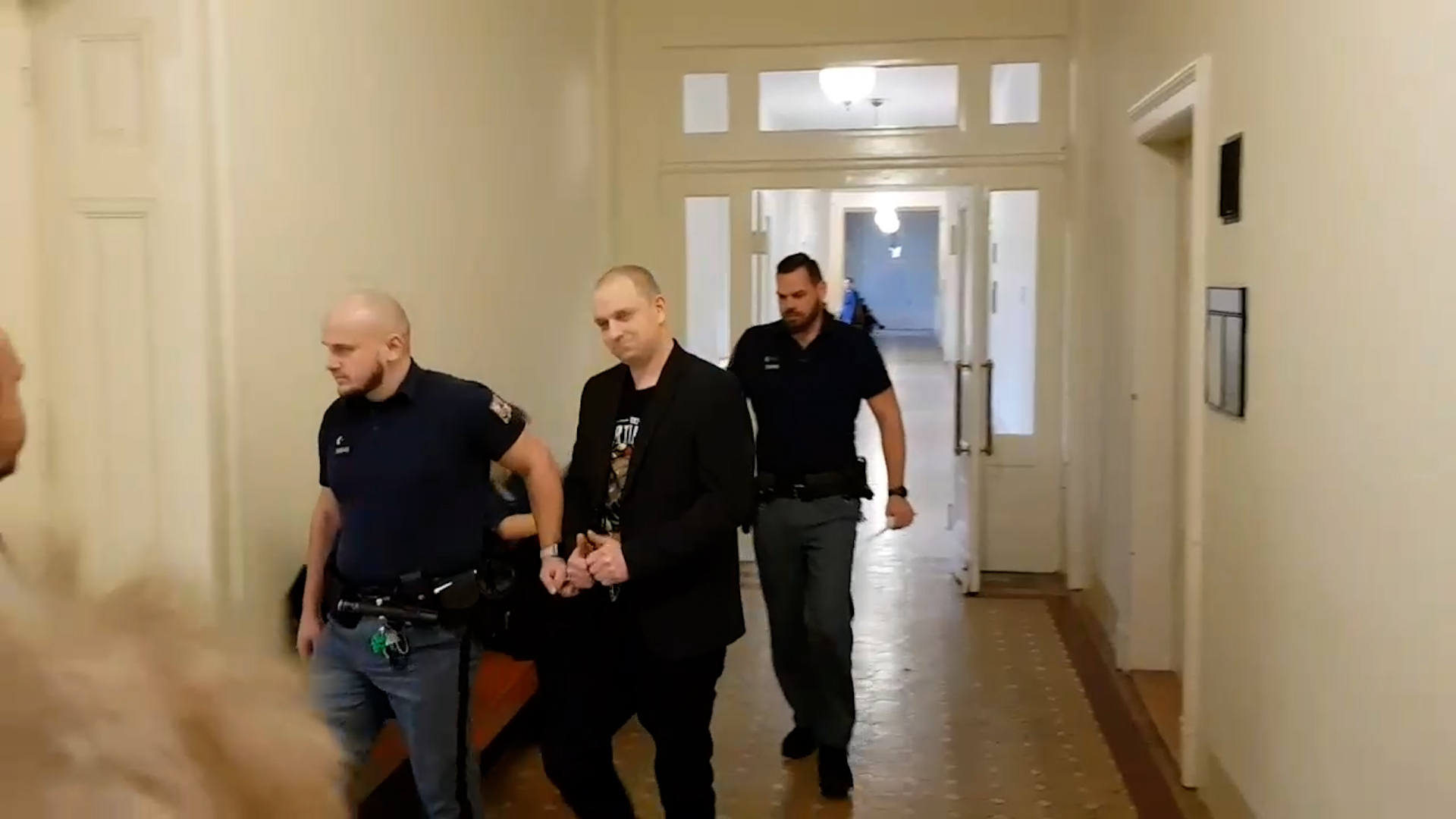 Pobodali Bělorusa, bởi vì si mysleli, rằng je to Ukrajinec. Đã nhận 12 năm tù.