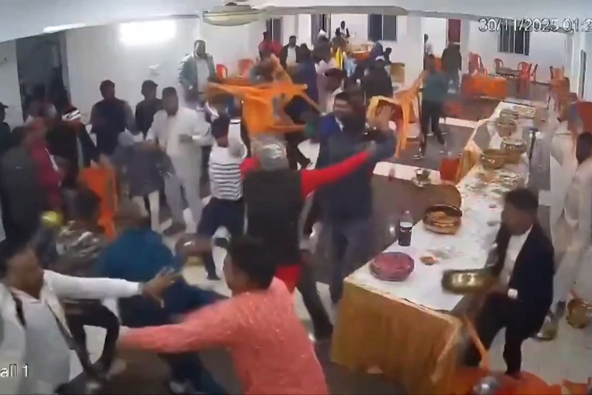 Svatba nebyla. Rodiny ženicha a nevěsty se v Indii porvaly kvůli sladkostem