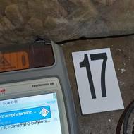 Celníci a policisti zabavili drogy i nelegálně držené zbraně. 