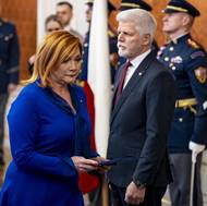 Alena Schillerová znovu přebírá ministerstvo financí. 