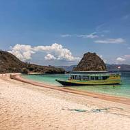 Jde o oblíbené místo pro relaxaci, šnorchlování a obdivování krás indonéské přírody.