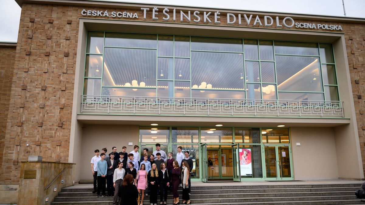 Těšínské divadlo v nové kráse. Na jeho proměně za 140 milionů se podílel i herec David Vávra