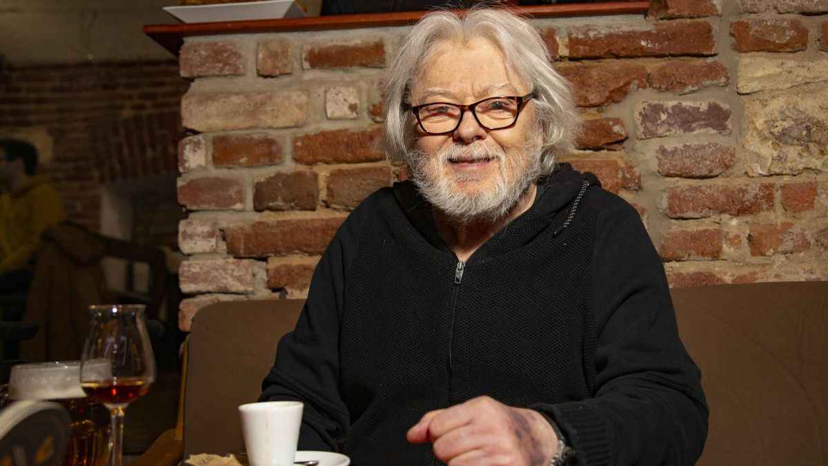 Pití alkoholu vnímám jako společenskou záležitost, říká zpěvák a hudebník Vladimír Mišík