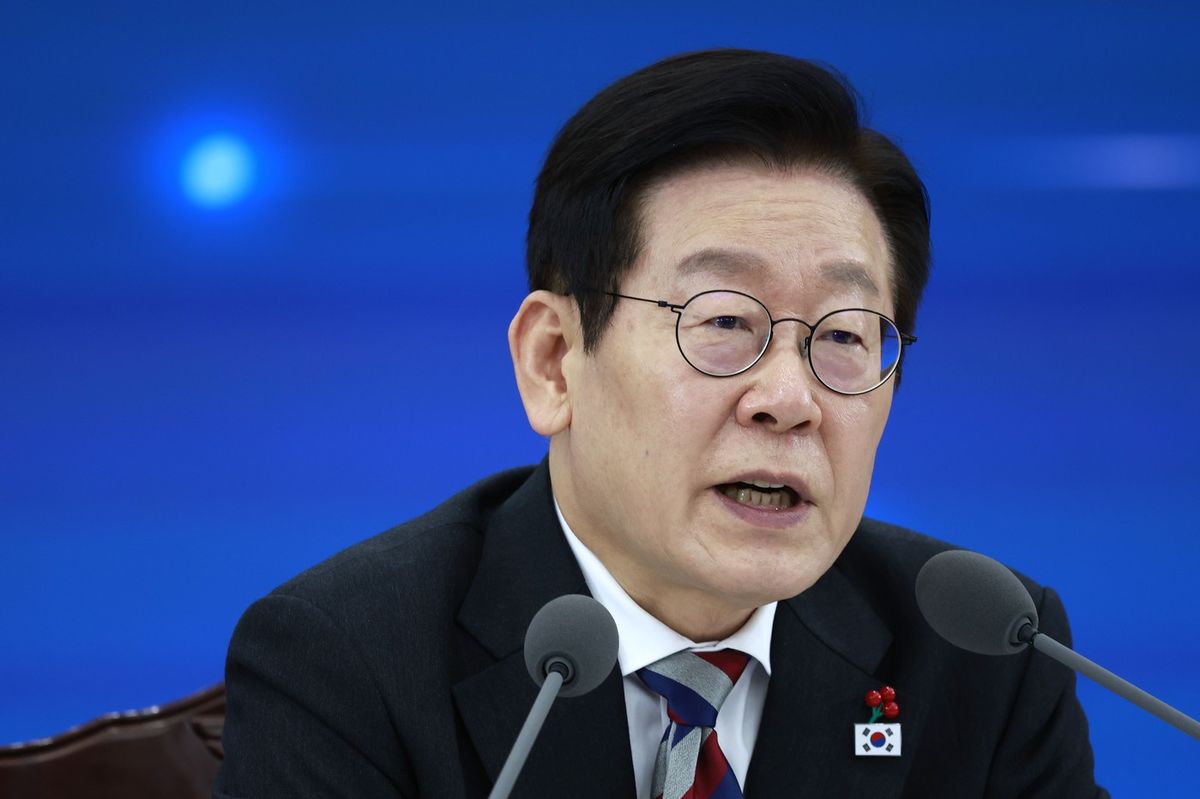 Jihokorejský prezident chce hrazenou léčbu plešatosti ze zdravotního pojištění