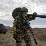 Vitalij Zalizko, 52letý velitel minometné baterie ve 14. brigádě Národní gardy Ukrajiny Červoná Kalina. Vitalij zahyne 29. září 2025. 