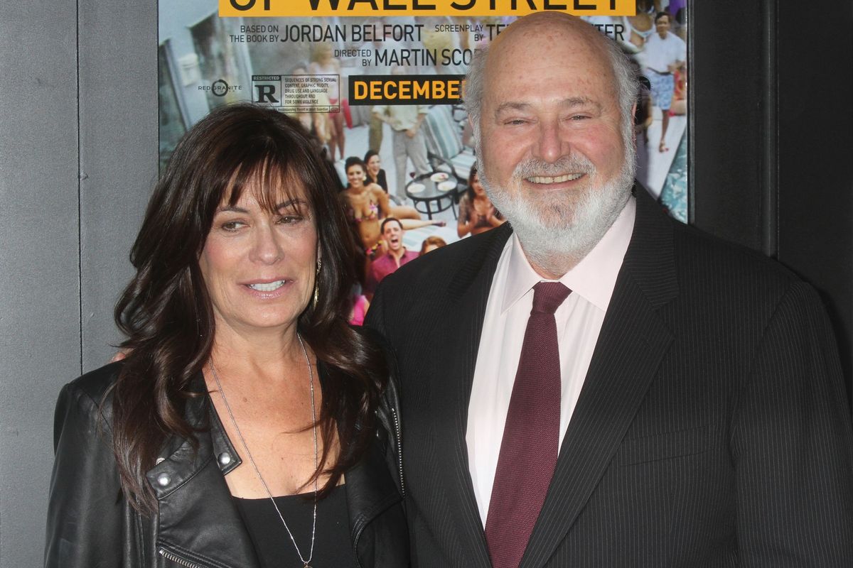 Prokurátoři obžalovali v případě smrti Reinerových jejich syna z vraždy