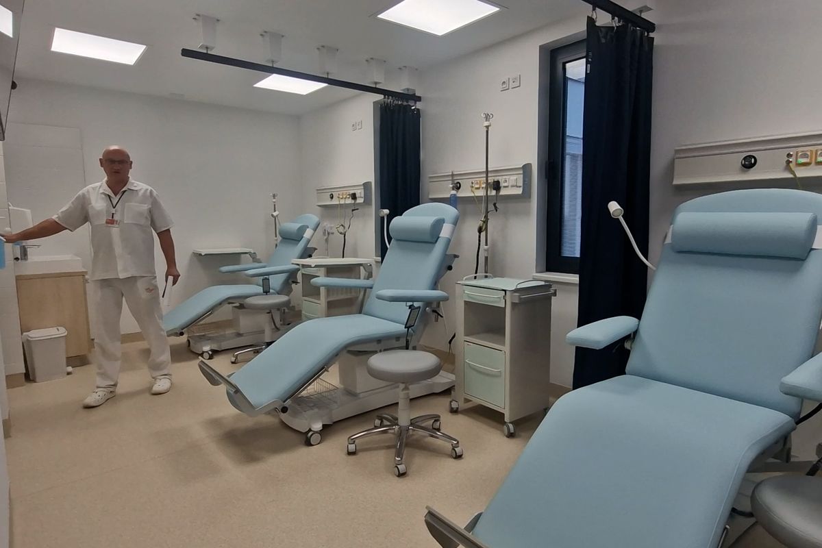 Onkologický ústav má nové pracoviště se záchodem za pět milionů pro záchyt radioaktivní moči