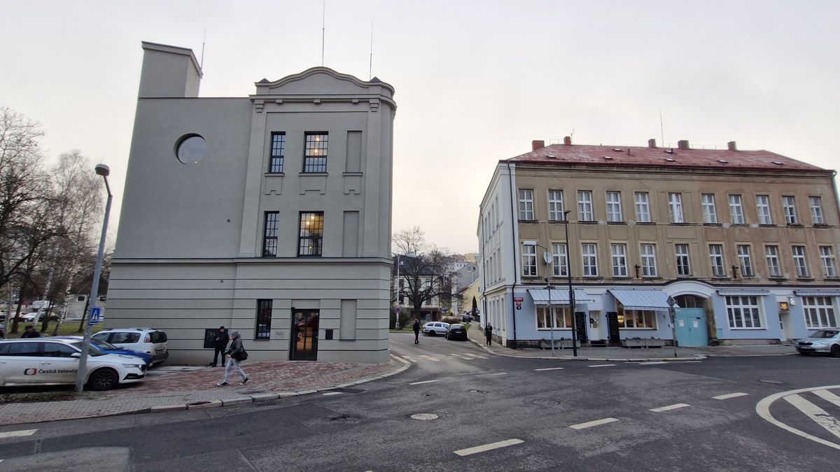 Zchátralá slévárna Linserka ožívá, je z ní kreativní centrum