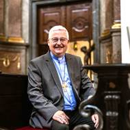 Pavel Konzbul se na většině fotek směje.