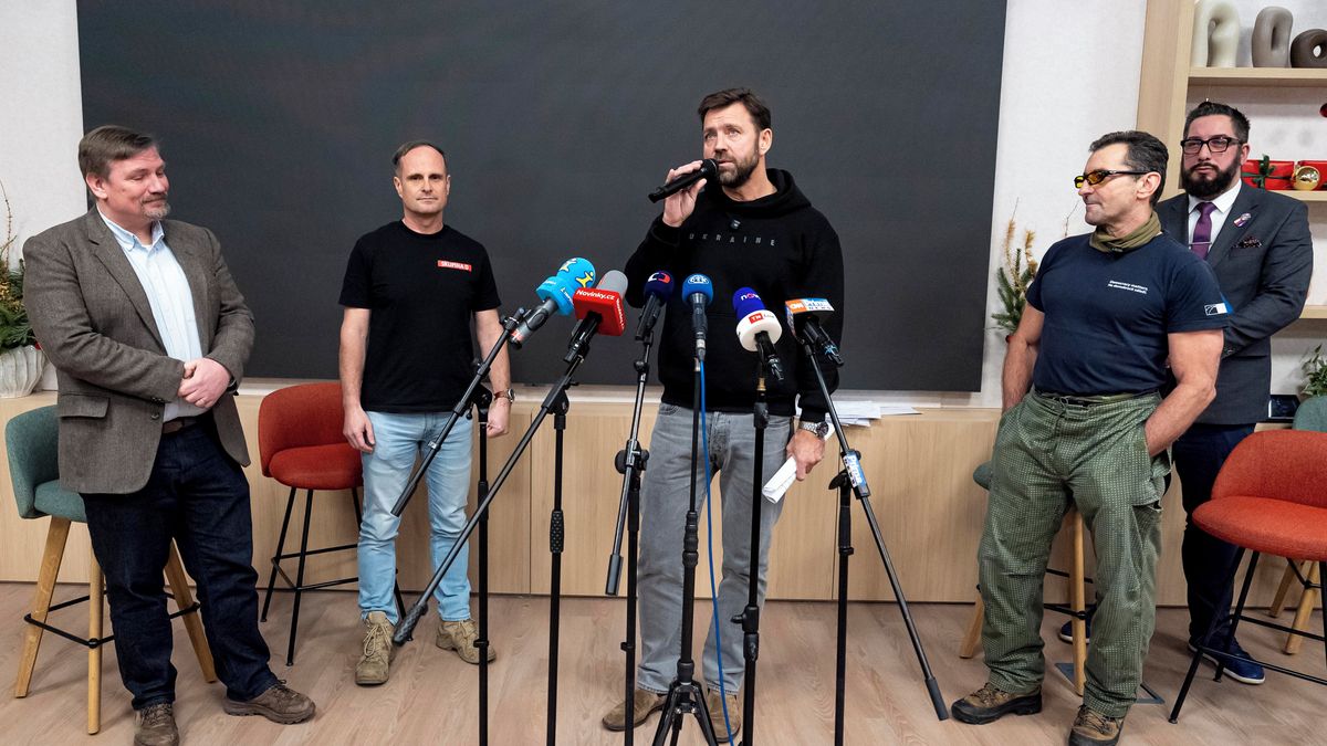 Vojáci převozem dronů z Vetchého sbírky na Ukrajinu nespáchali trestný čin