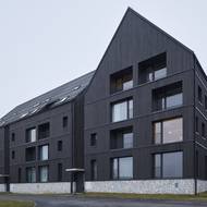 Z bytů je krásný výhled do krajiny.