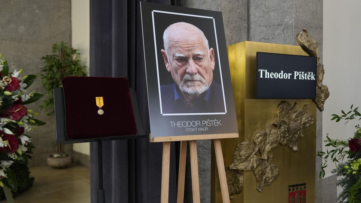 FOTO: Poslední sbohem geniálnímu výtvarníkovi Theodoru Pištěkovi (1932-2025)