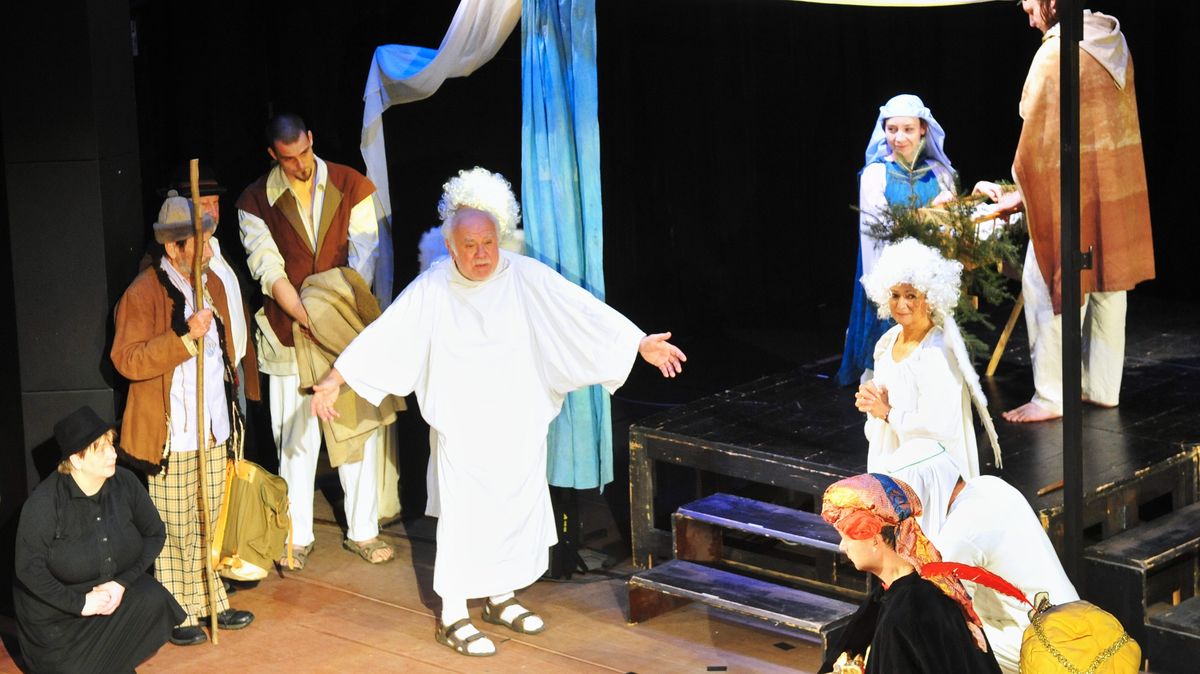 Každý český ochotník je součástí světového bohatství, radují se nejen v Hronově