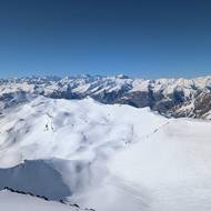 V Les Menuires se lyžuje na dvou protilehlých svazích.