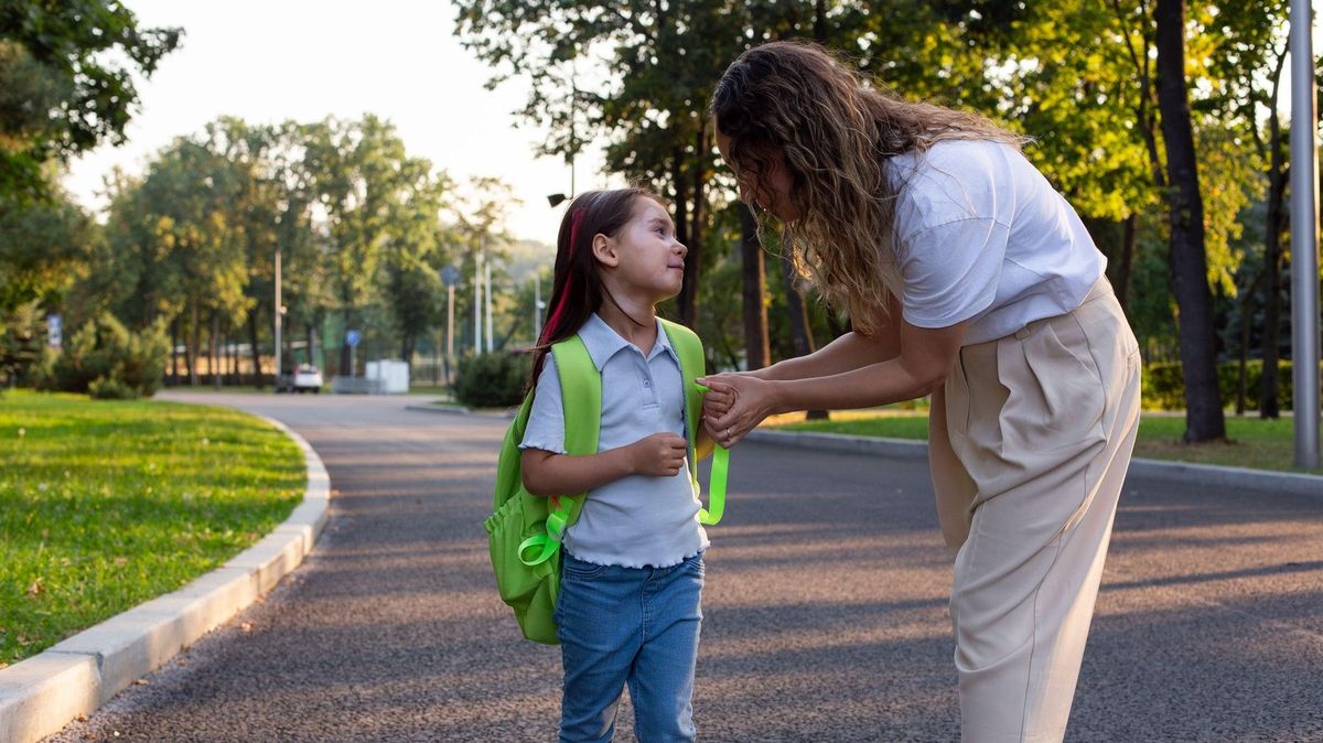 Říkáte často svým dětem, aby byly opatrné? Zřejmě to vůbec nevnímají. Zkuste to jinak