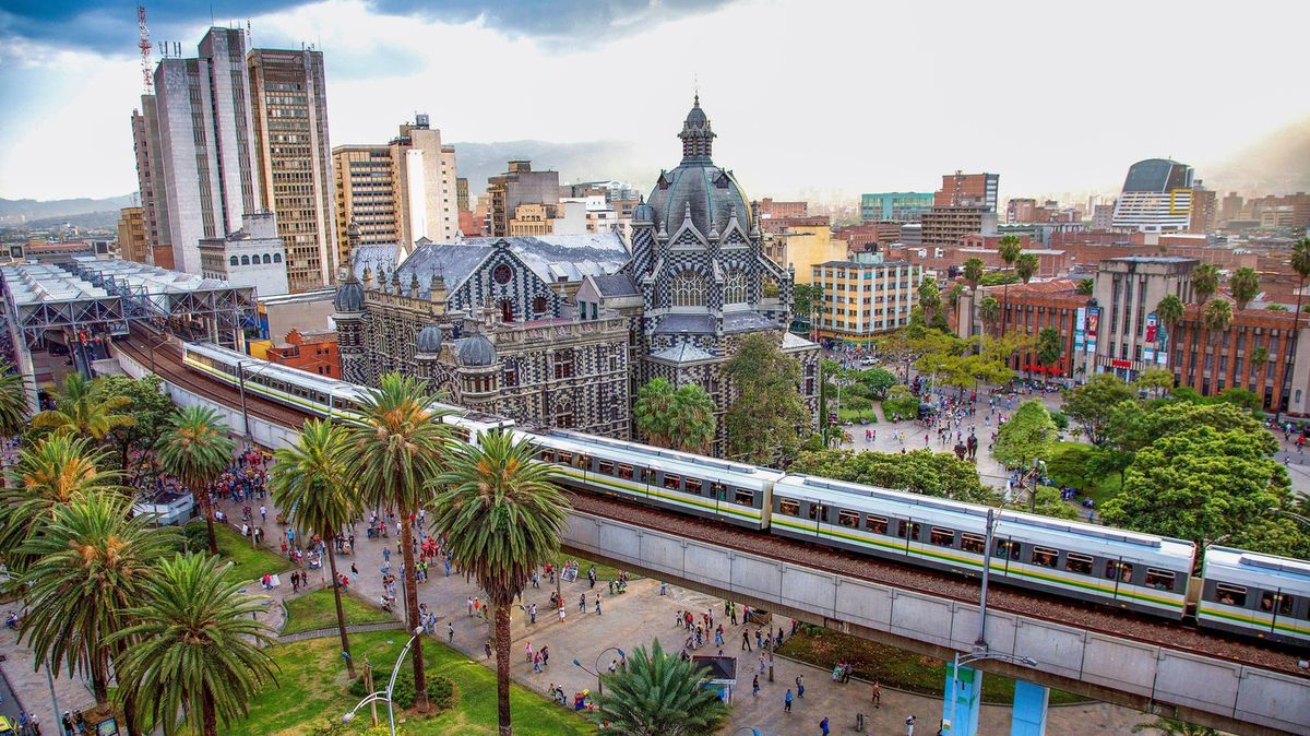 Nejlevnější města, kde si vyhodit z kopýtka? Vede kolumbijský Medellín