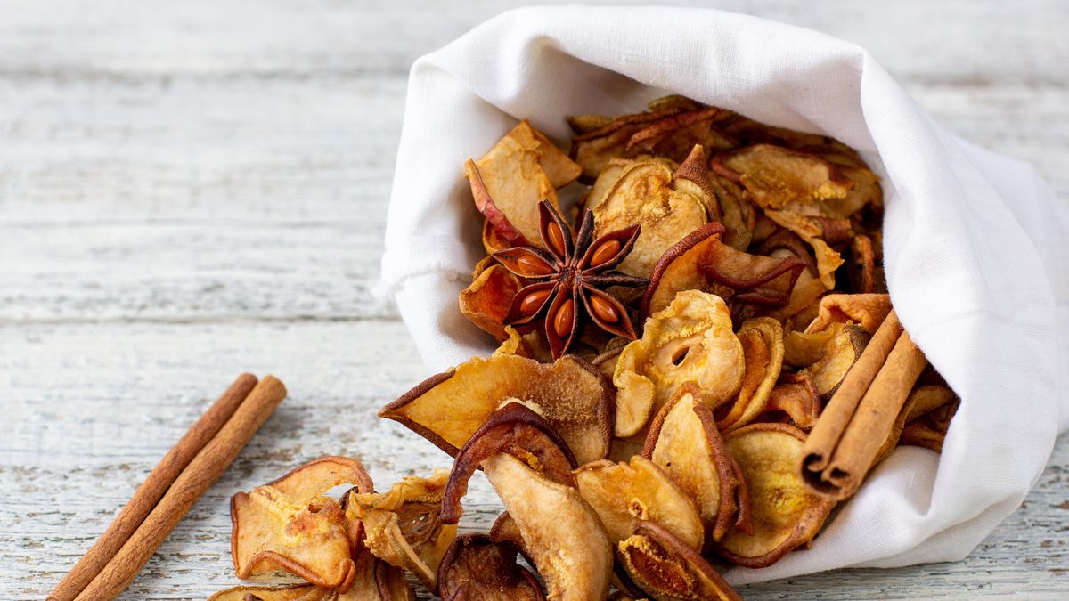 Jak nakombinovat vůně do potpourri? U zimních vonných směsí vsaďte na sušené ovoce