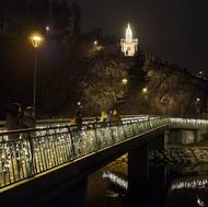 Nasvícená je i lávka přes řeku Jihlavu pod Masarykovou vyhlídkou.