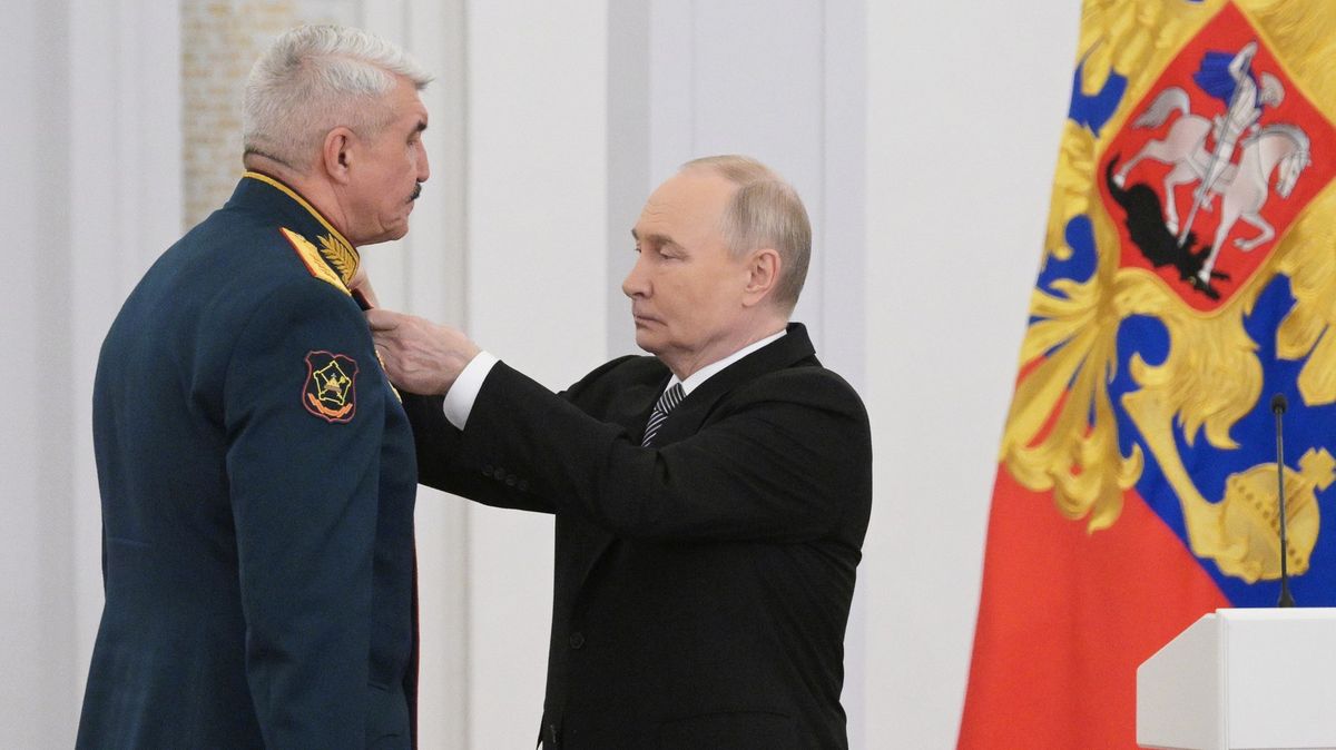 FT: Putin věří ve vítězství, z fronty ale dostává přikrášlené zprávy