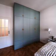 Ložnice je jedním ze dvou soukromých pokojů v bytě.