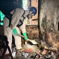 Byty jsou plné osobních věcí obyvatel. Počet obětí vystoupal na aktuálních 151. 