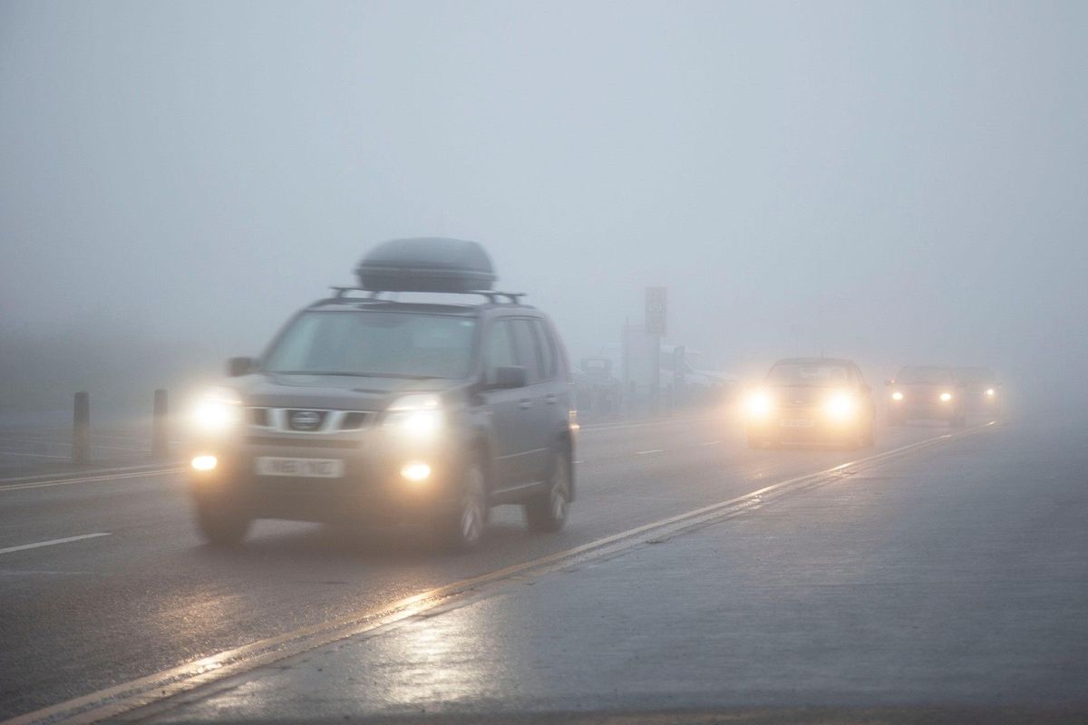 Při nehodě za špatné viditelnosti nemusí být vždy viníkem řidič